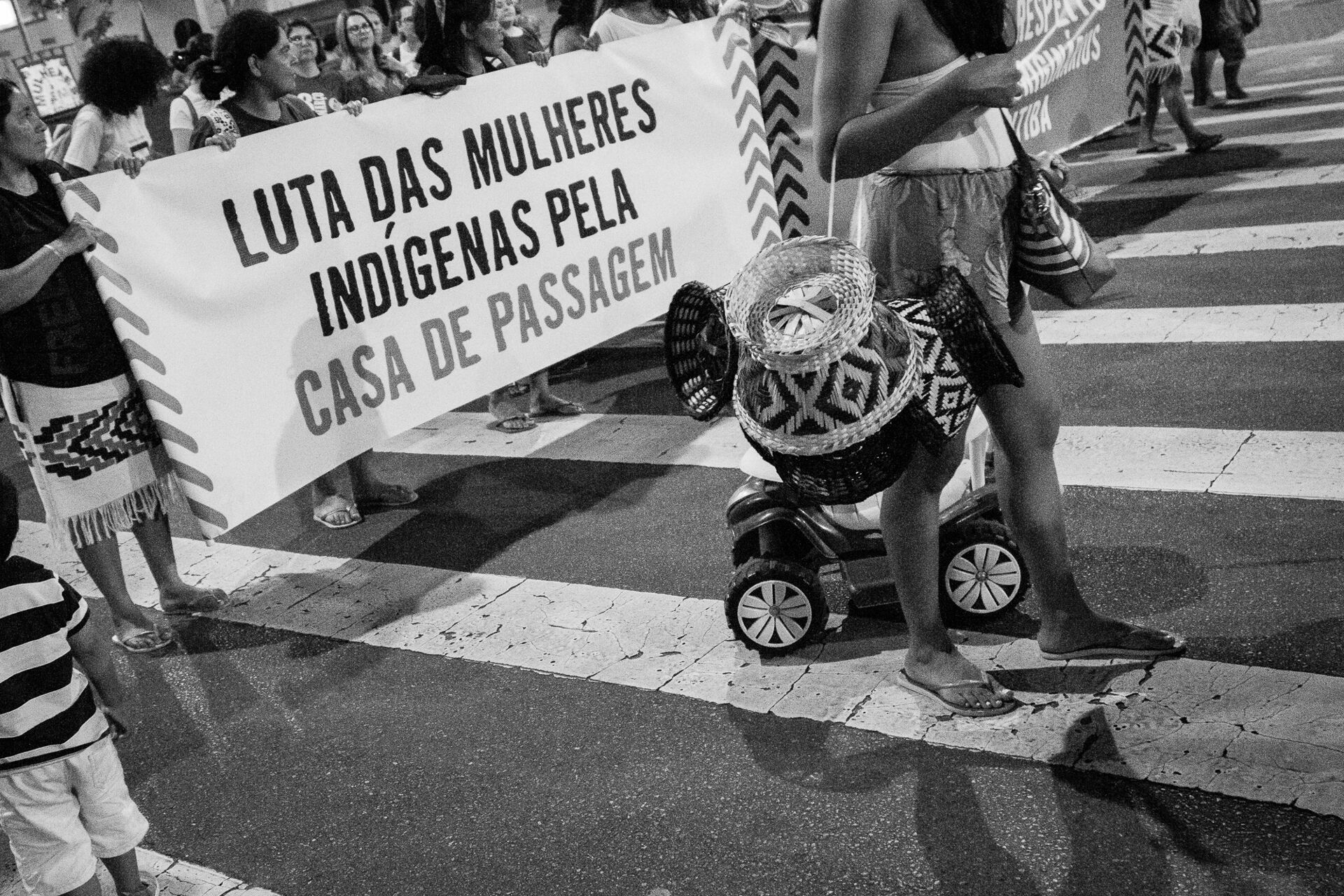 Foto 8 de Março em Curitiba - Marcha do dia internacional das mulheres de 2023 Foto 8 de Março em Curitiba - Marcha do dia internacional das mulheres de 2023 - Imagem 29